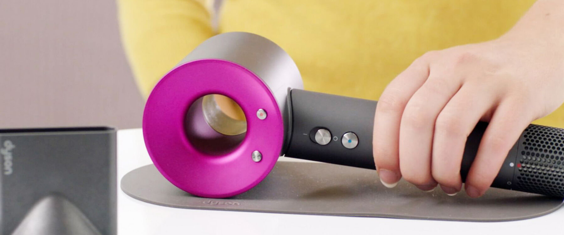 Video showing how to use your Dyson Supersonic™ hair dryer