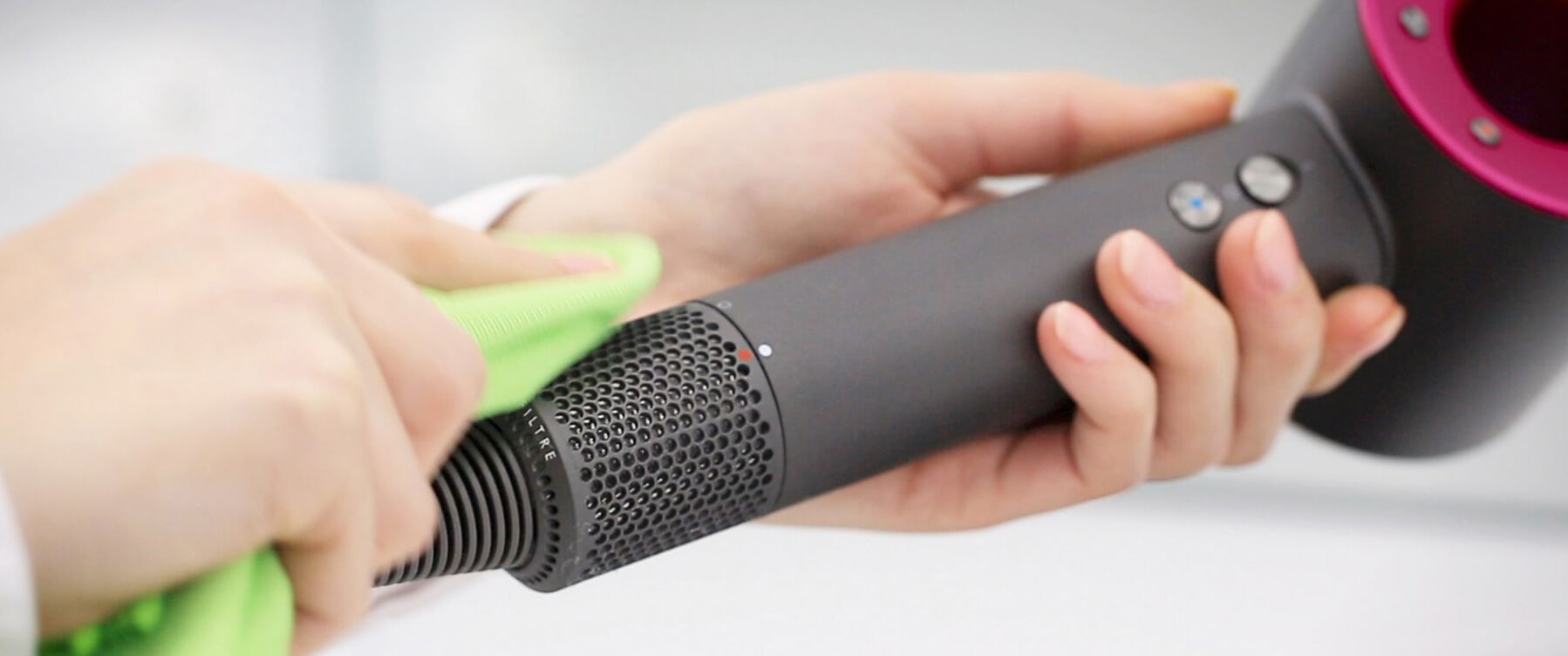 Video about how to clean your Dyson Supersonic™ hair dryer's filter