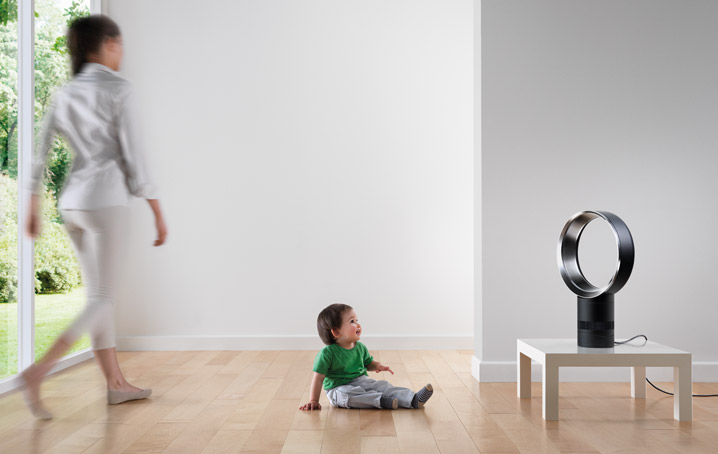Dyson AM06 Desk Fan 300mm Bladeless Fan Black Nickel - Free